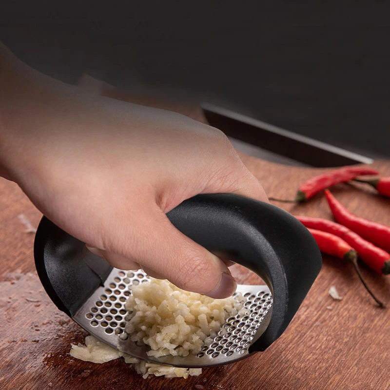 Stainless Steel Garlic Press Rocker Manual Garlic Mincer CrusherSqueezer Labor-saving Kitchen Gadget Vegetable Tool
