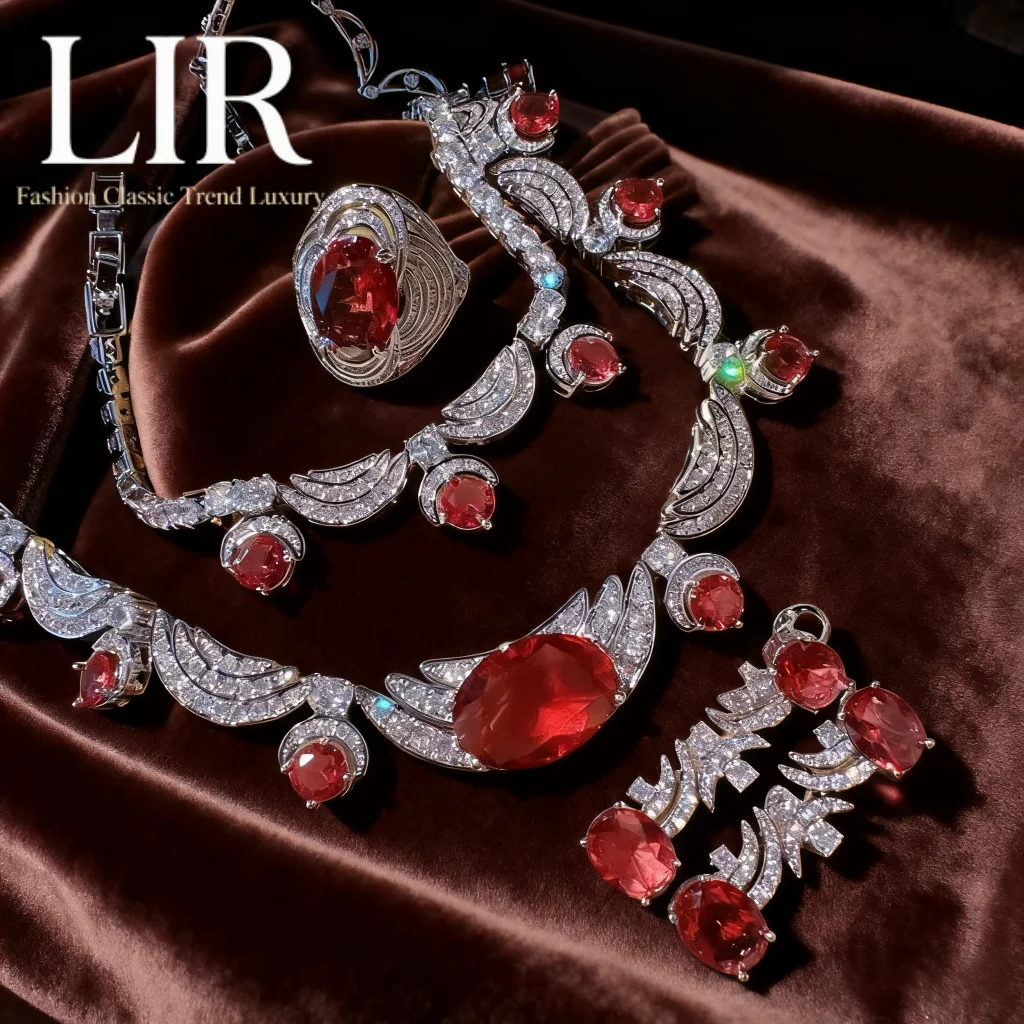 

Женский комплект ювелирных изделий на заказ LIR: ожерелье с драгоценными камнями роз и веером, браслет из сотовой розы, кольцо и серьги