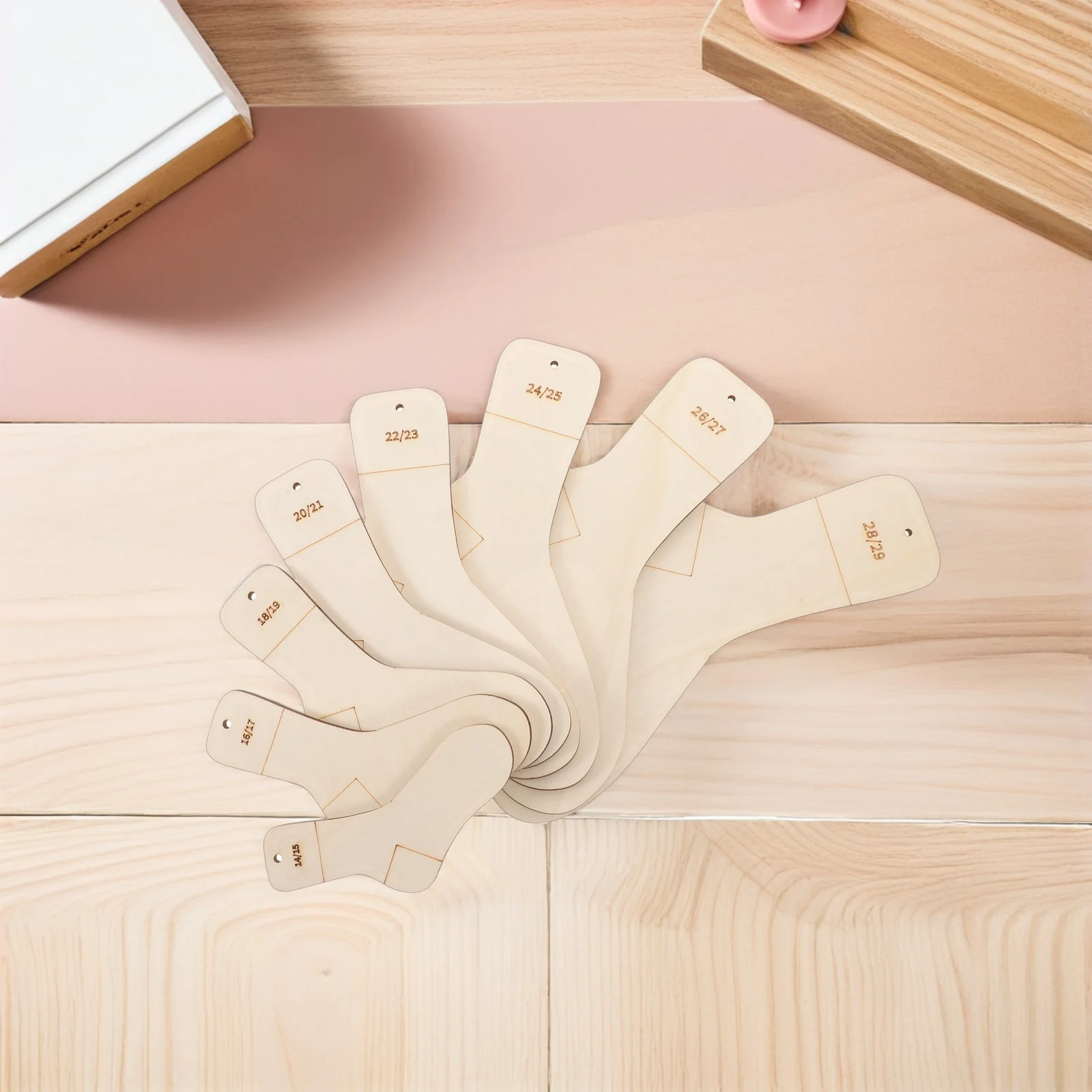 

16pcs Wooden Sock Blocking Forms Natural Wood Knitting Tools For Crochet Sock Stretchers Blocking Tools Socks Stocking Display