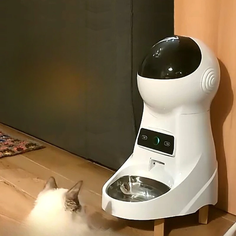 

Pet intelligent timed and quantified cat food automatic feeder cat monitoring