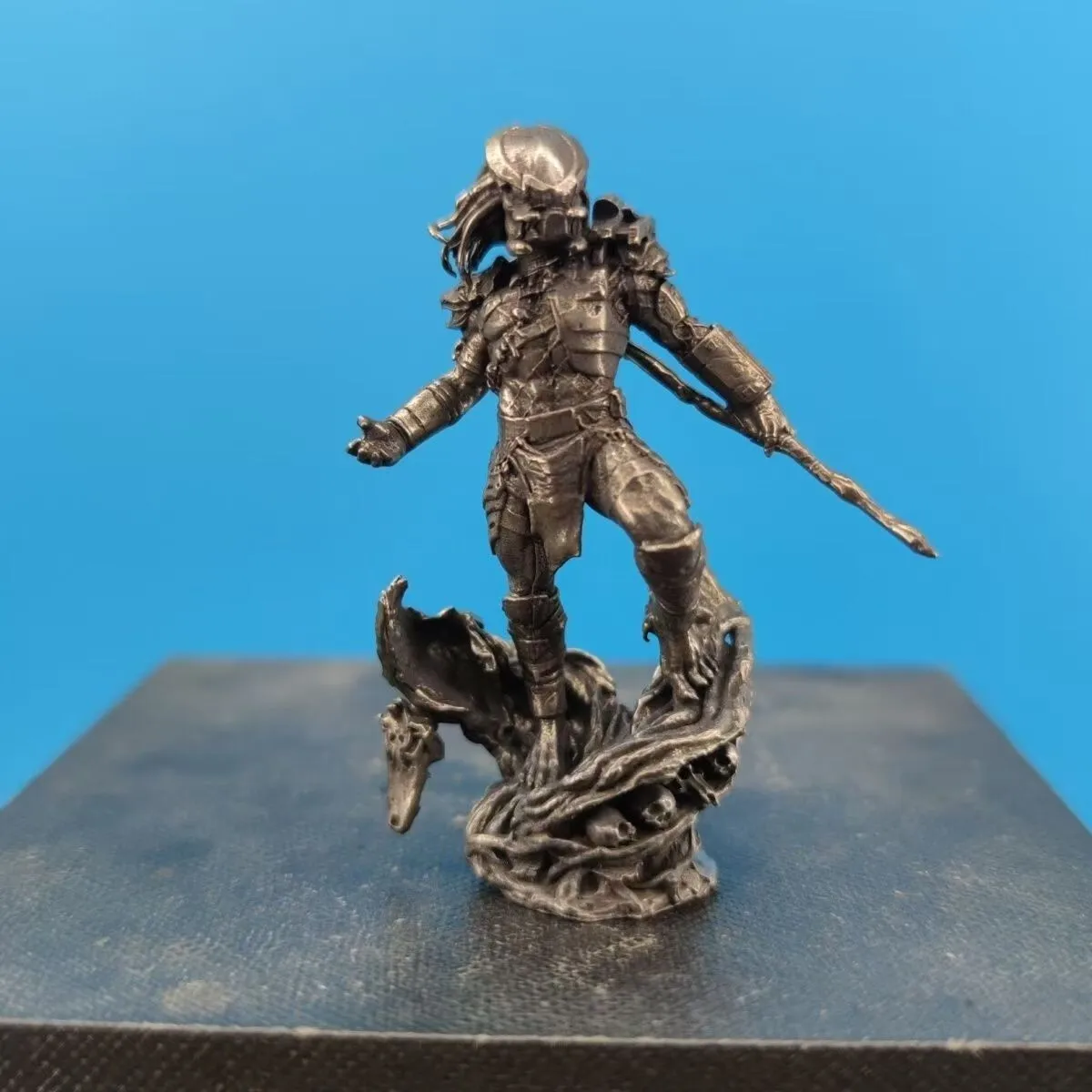 Black Pure Copper Monster people Warrior Handmade AVP Alien Dog Doll Ornament Desk Home Decor Collectible Gift
