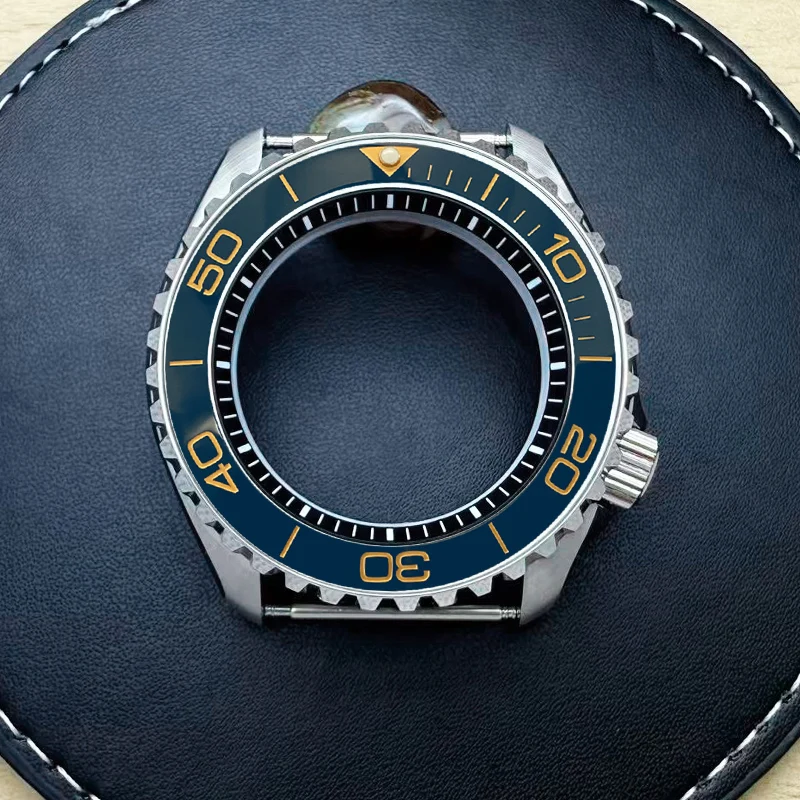 

42mm SKX007 Bilayer Dome Sapphire Glass Case Fits NH35 NH36 4R 7S Movement 28.5mm Dial With 38mm*30.6mm Bezel Insert Watch Cases