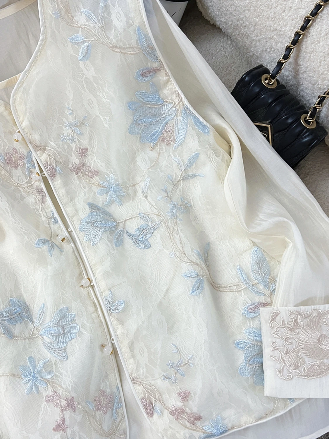 New Chinese Style Embroidered Organza Vest Top round Neck Sleeveless Ageless Women's Clothing Improved Tang Suit National Style