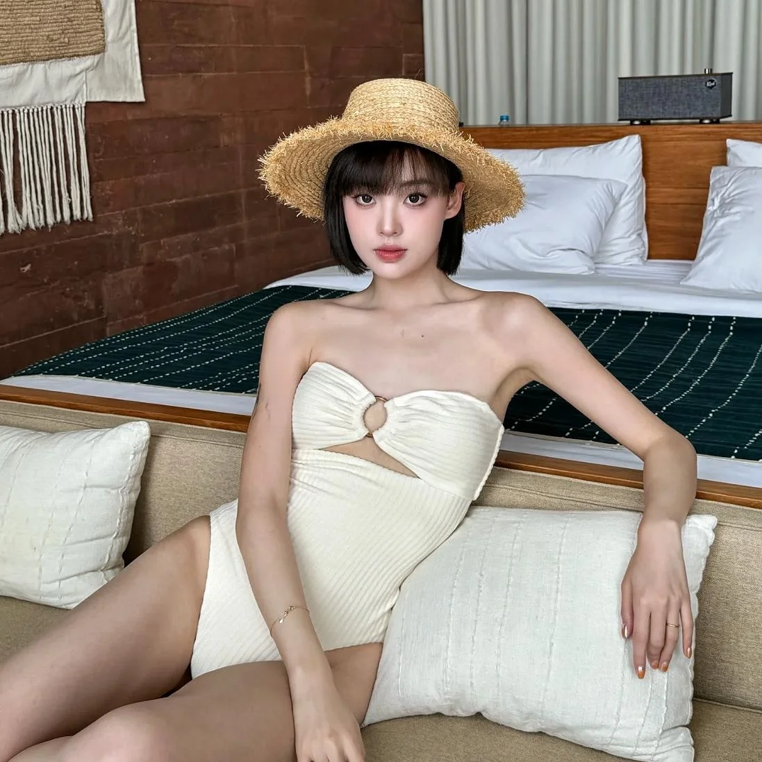 

Towels Stripe e Swimsuit High Waist Bikini Sexy Beach Vaion Pure Desire Retro Strapl Women Swimsuit