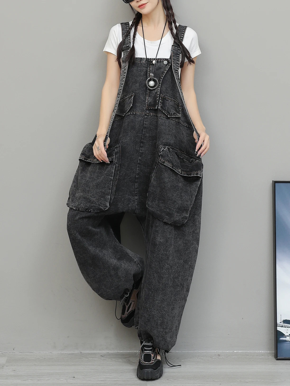 Trendy Vintage Denim Overalls Women's Loose Wide Leg Sleeveless One-Piece Long Pants Street Style Spring Fashion