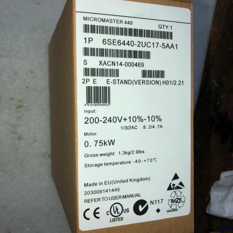 New 6SE6440-2UC17-5AA1 MICROMASTER 440 1/3AC200-240V+10/-10% 47-63Hz 6SE6 440-2UC17-5AA1