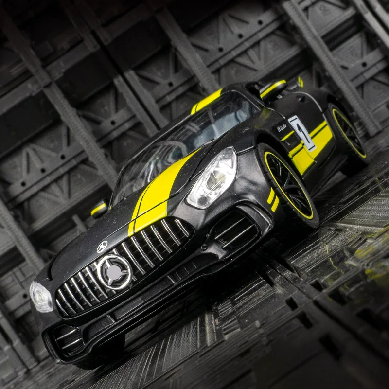 1:24 Mercedes GT supercoche de aleación modelo puertas de coche y maletero del capó del motor se puede abrir un coche de juguete para niños con sonido e iluminación
