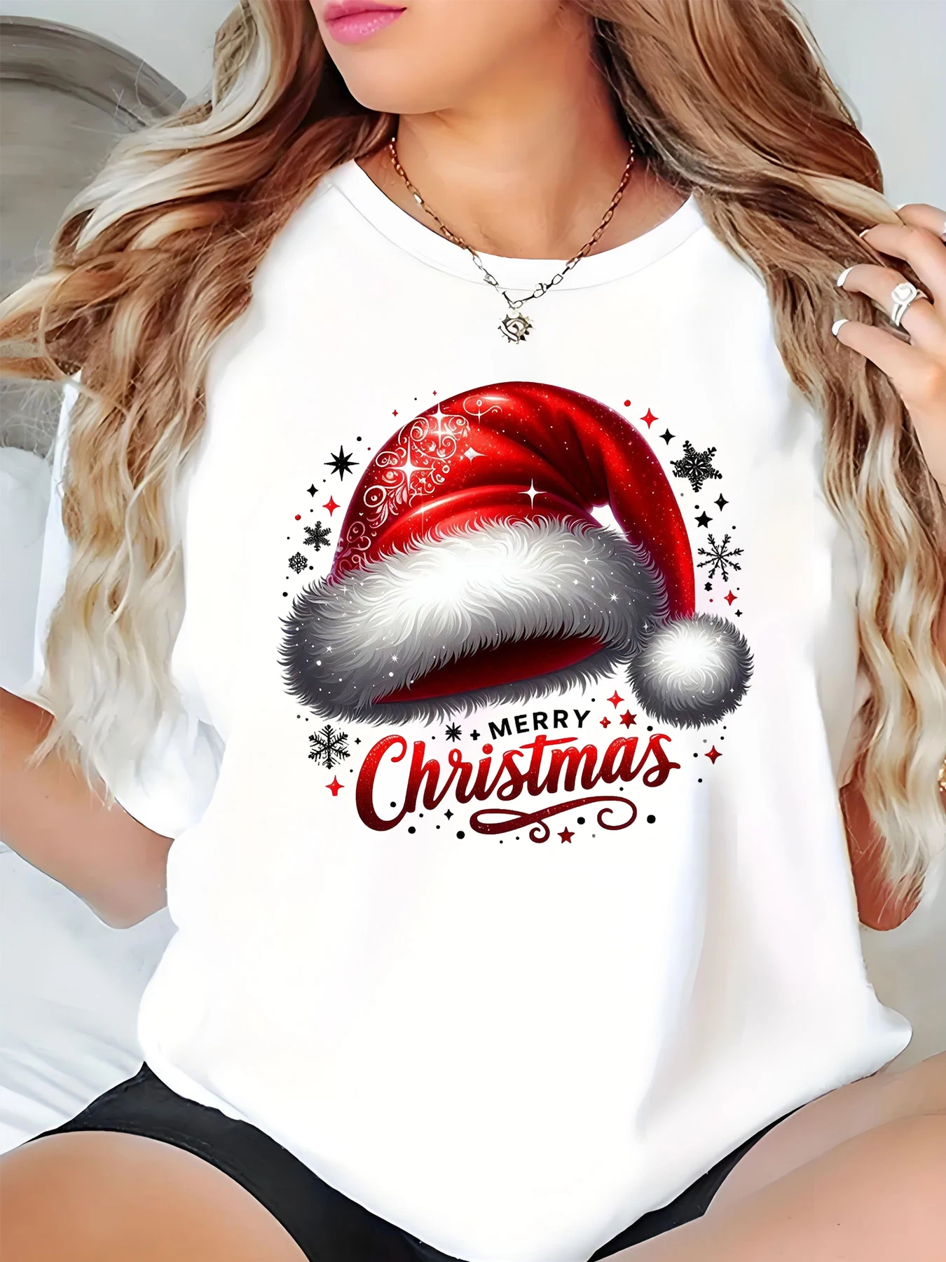 Świąteczna koszulka z nadrukiem czapki Świętego Mikołaja, damska, codzienna bluzka świąteczna, odzież na przyjęcie bożonarodzeniowe dla kobiet.