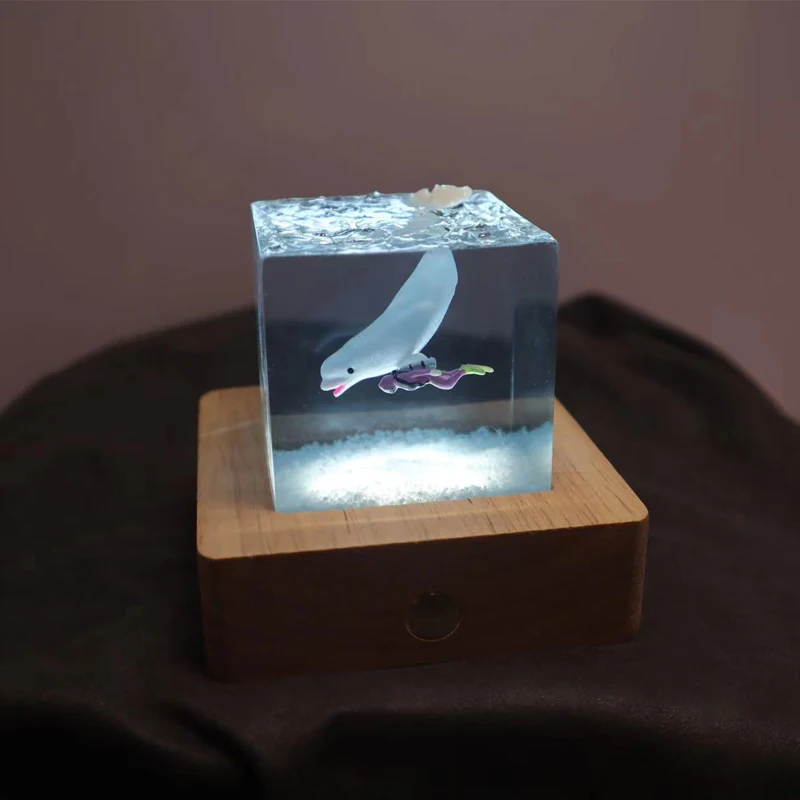 Luz de mesa de resina de 5cm, lámpara de decoración de arte creactivo, tema de buzo Beluga, luz nocturna, carga USB