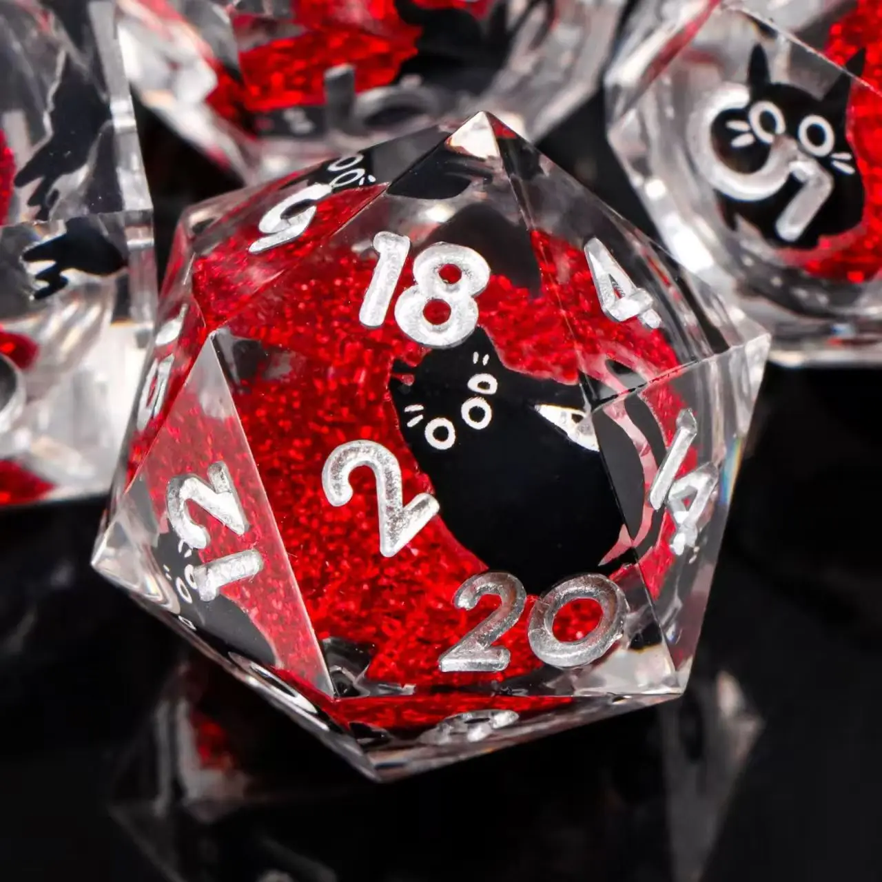 

7PCS Cat Dices Red Resin Dice Liquid Core Dice Resin Cubes Polyhedral edge Dices set for Dungeons and Dragons DND Games Dice
