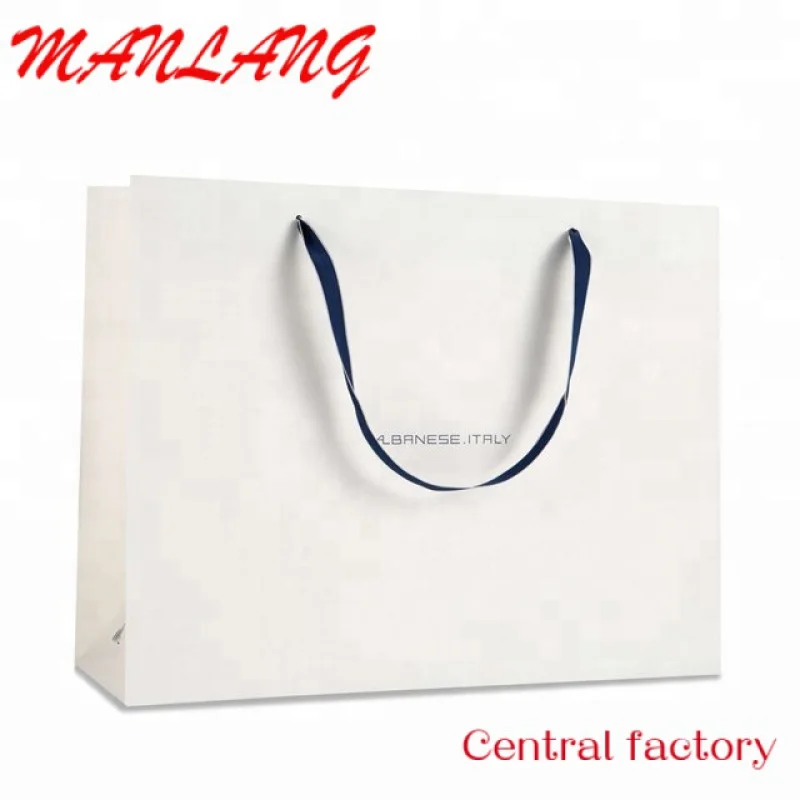 Custom  paper bags with your own logo custom paper gift bag