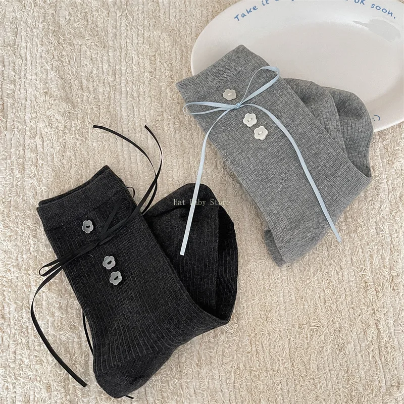 

Women's Socks Sweet Ribbon Bowknot & Hand-sewn Flower Button Socks Solid Color Niche Accessory Socks for Wholesale