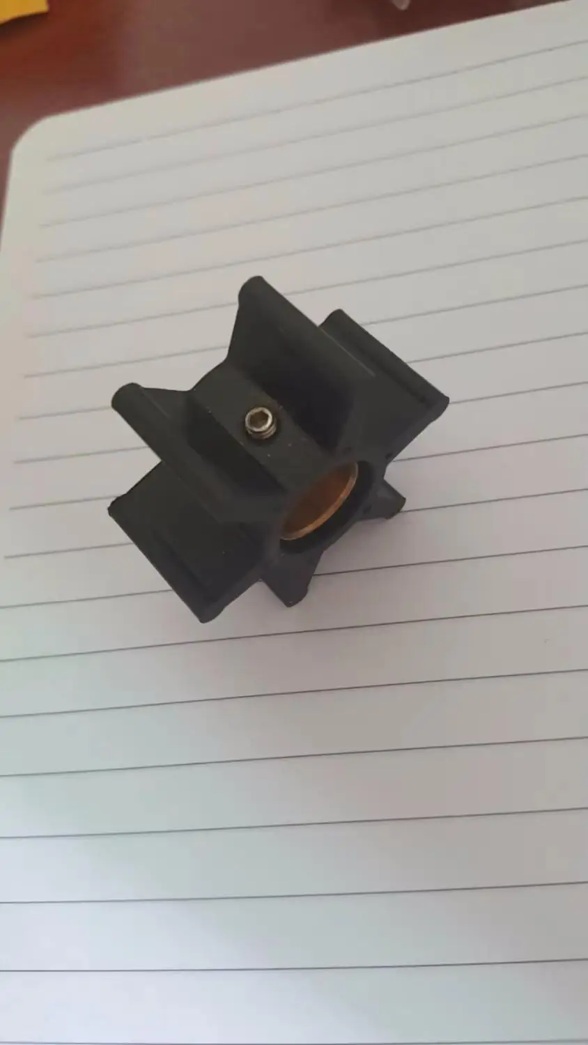 

Новая резиновая крыльчатка для судовых двигателей Volvo Penta - OEM 875583 / 833995