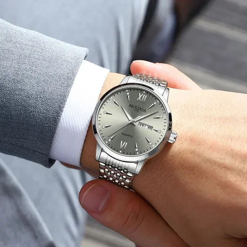 Imagen 2 del producto Reloj no mecánico, reloj totalmente automático para hombre, reloj de lujo con doble calendario y luz nocturna a la moda ahuecado para hombre