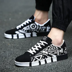 New Men Canvas Shoes Casual Flats Shoes 2024 Summer Fashion Comfortable Man Sneakers Non Slip Breathable Skateboard Shoes