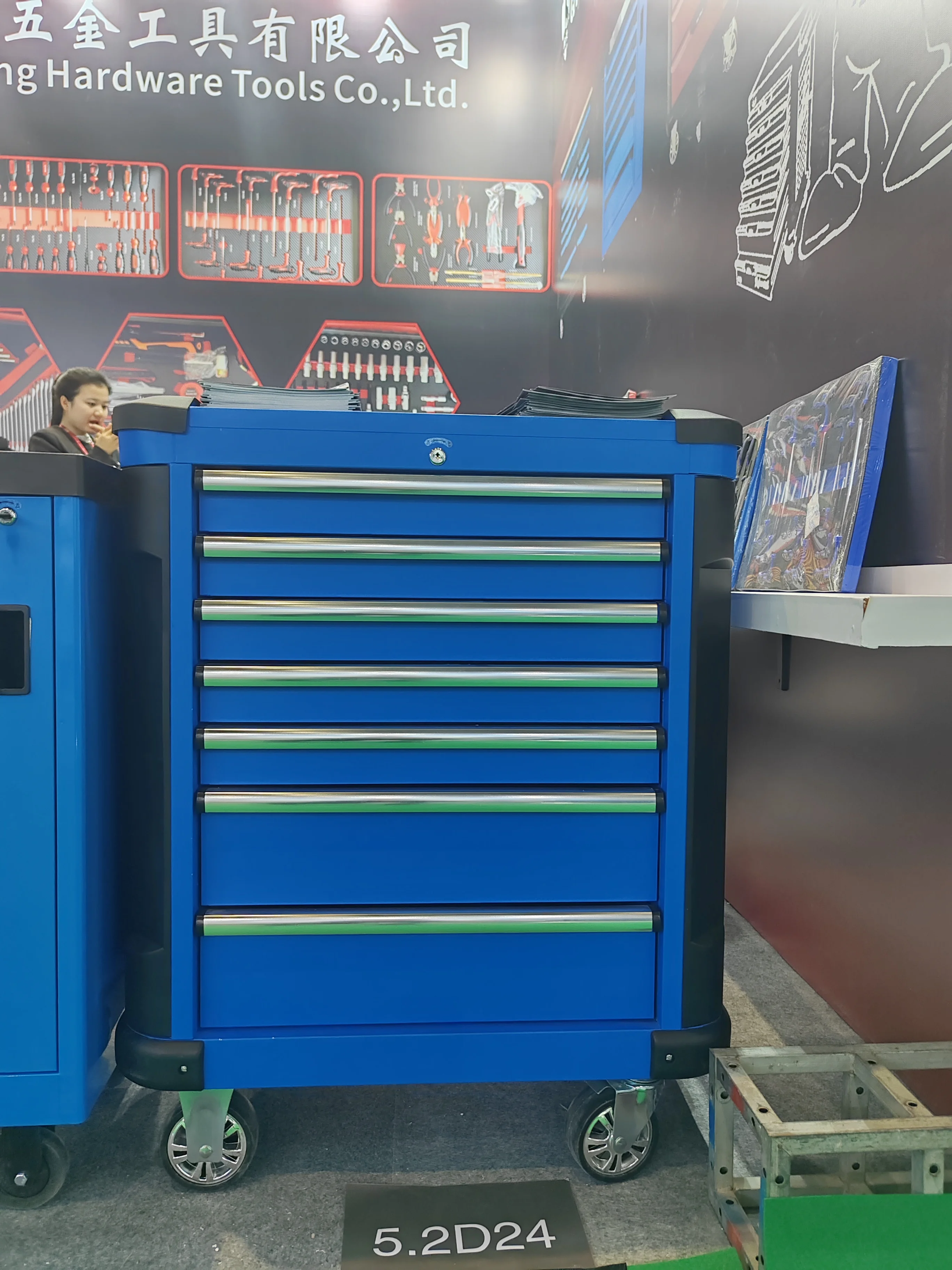 OEM Customizable 7-Drawer Sports Tool Cabinet For Car Repair For Garage Workshops Mechanical Repair Tool Trolley