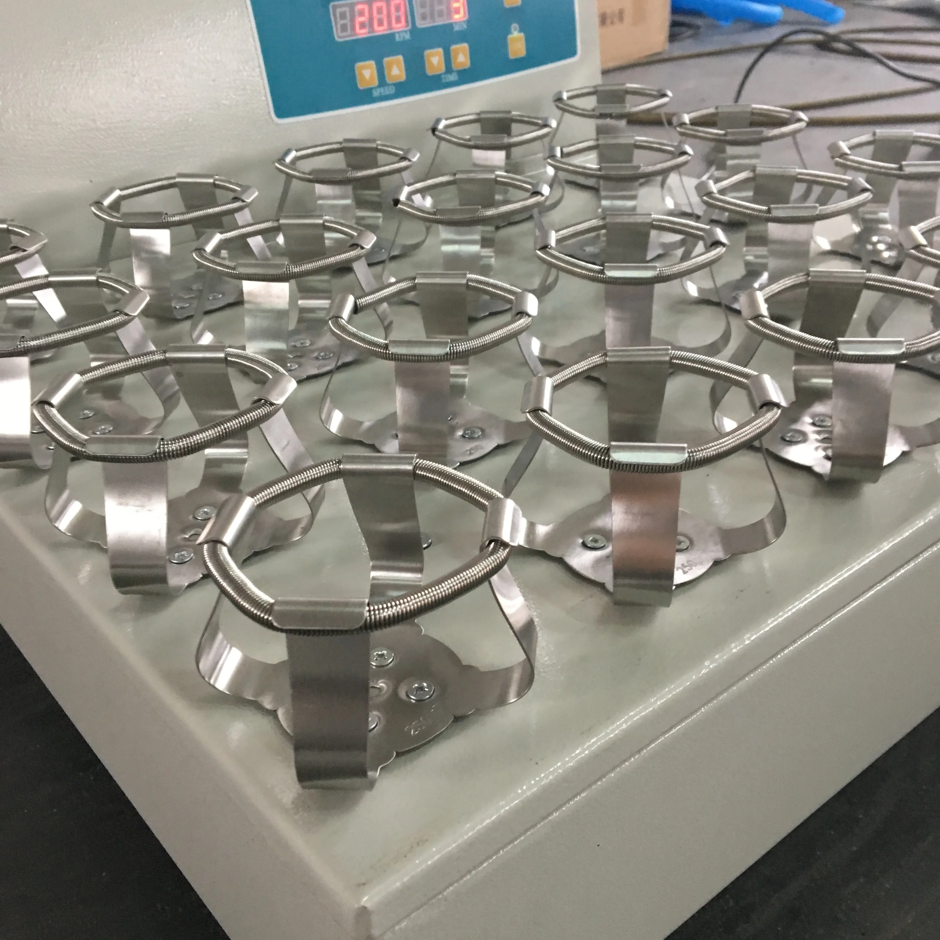 実験室、オービタルシェーカー、医療分析のためのデジタル生物学