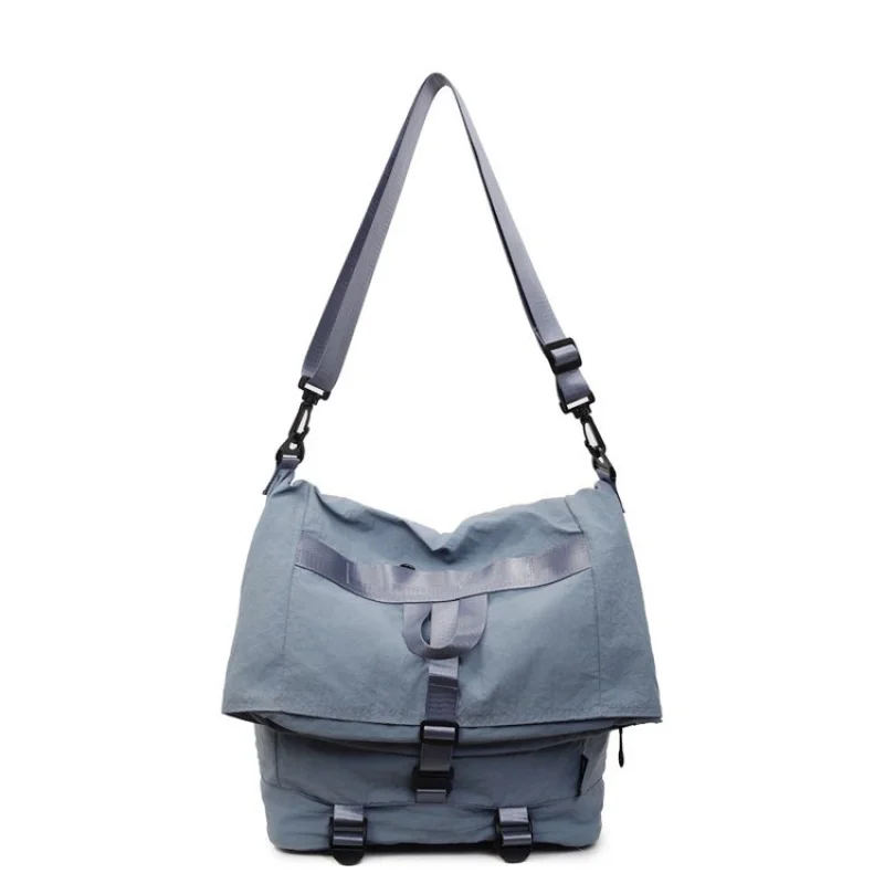 حقيبة يد نسائية جلدية عصرية فاخرة ذات علامة تجارية فاخرة، حقيبة كلاسيكية أنيقة وشهيرة وبطانة عصرية للركاب ​