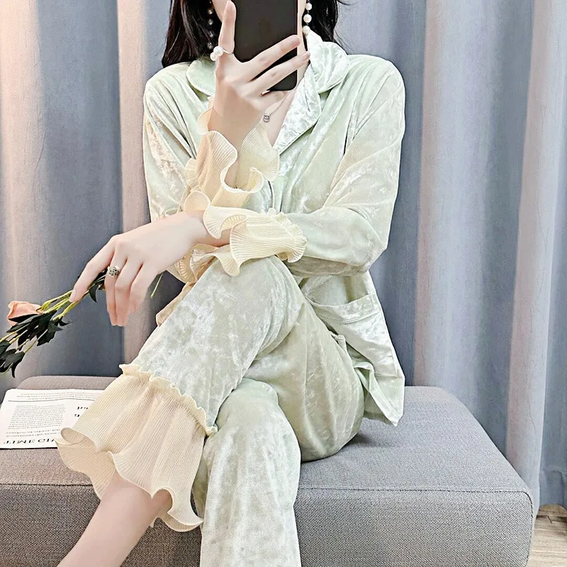 Women\'s Gold Velvet Pajamas Long-sleeved Suit French Ruffled Lace Fall And Winter New Warm Fashion Sweet Homewear