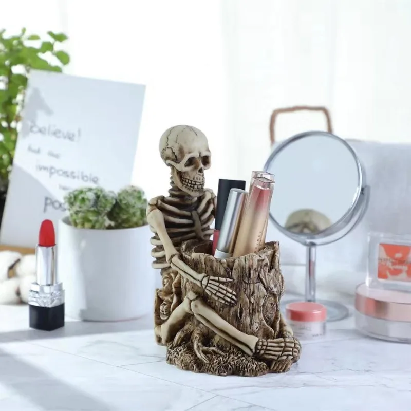 Nordic Retro Skull Desktop Pen Holder Ornaments Living Room Bedroom Bathroom Toothbrush Storage Bucket Halloween Decoration