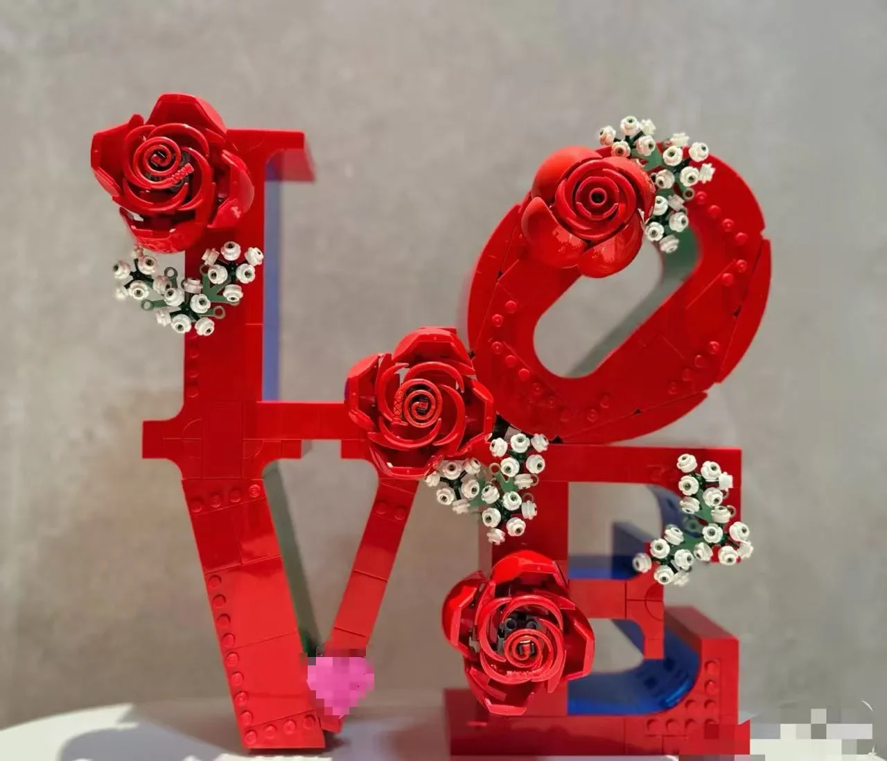 new Collector's Edition Love & Roses Compatible Model Express Love & Romance Suitable for Holiday Gift Set