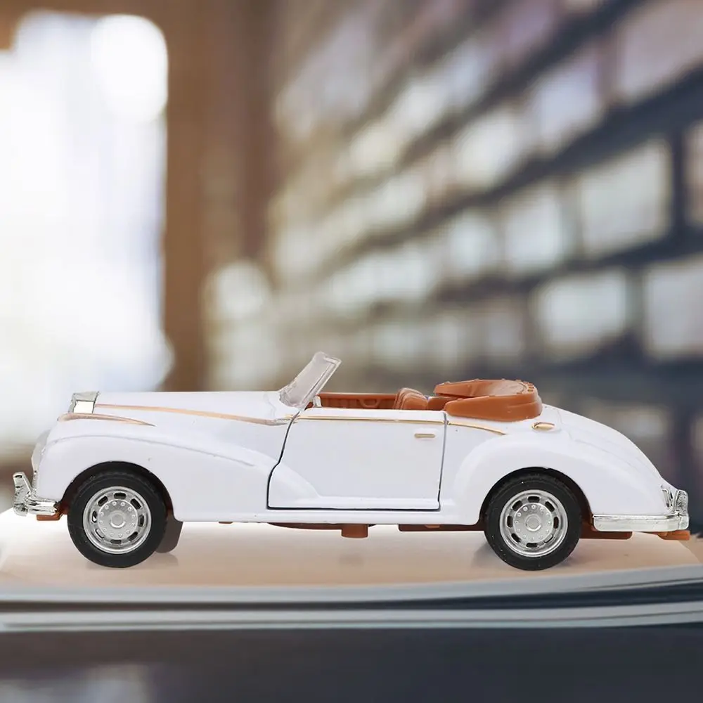 1:36 Mini Stimulation Alloy Classic Car Alloy Pull Back Door Open Car Classic Educational Car Collection Holiday/Birthday Gift