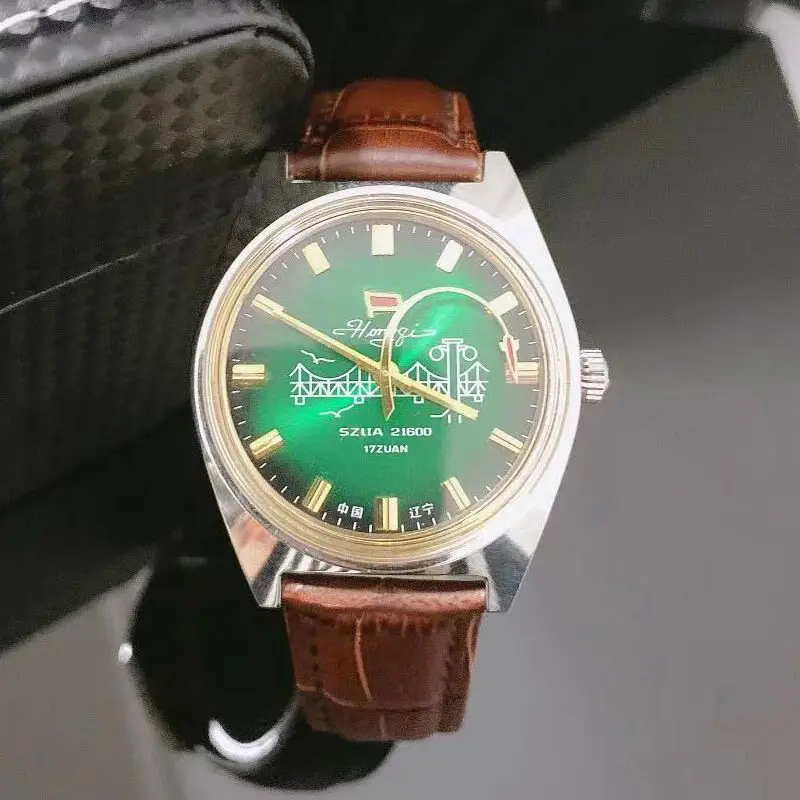 Domestic Red Flag Yalu River Old-Fashioned Manual Mechanical Men’s Watch, Retro Nostalgic All-Steel Aircraft Hands