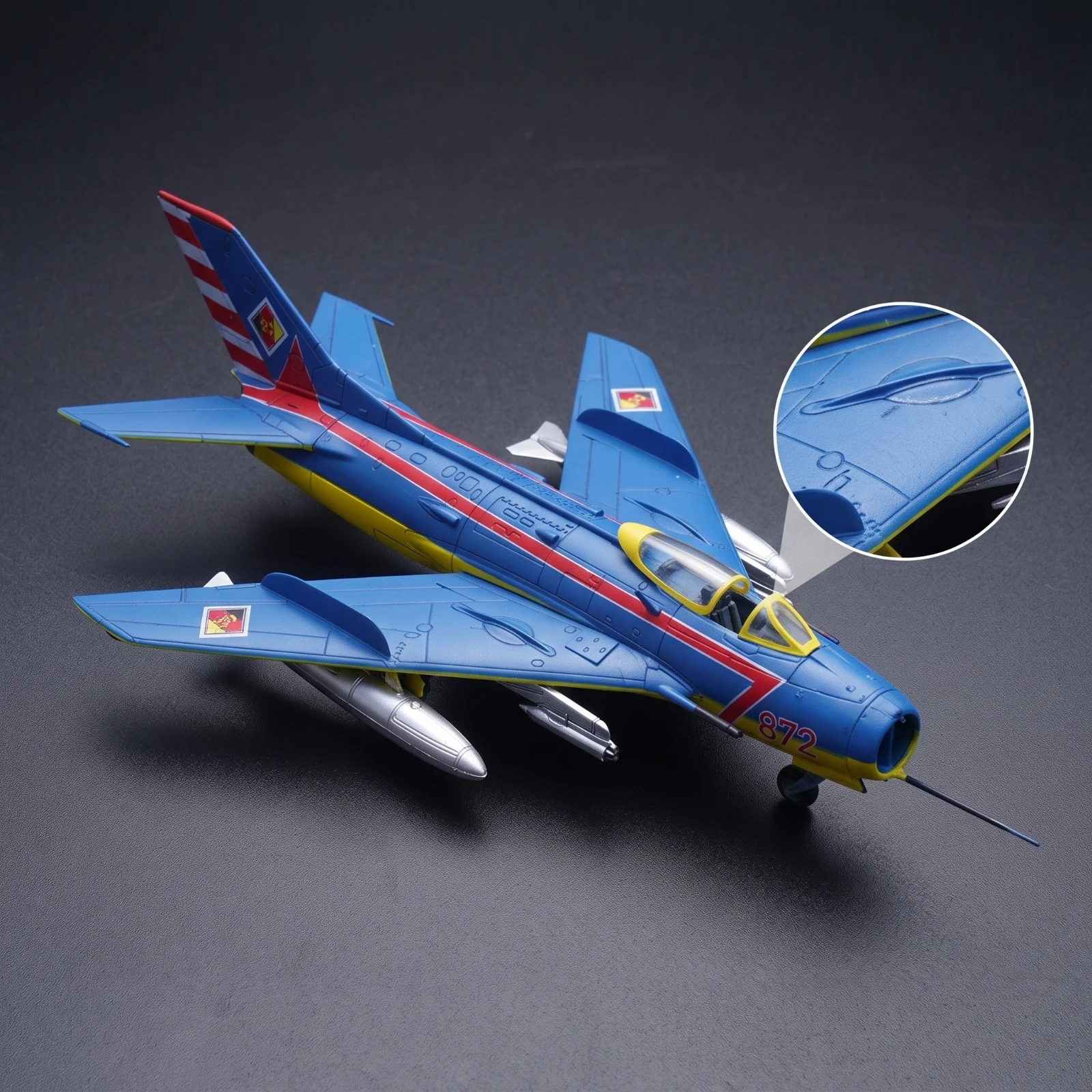MiG-19 Model All-Metal Alloy Aircraft Model with Landing Gear Collectible Detailed for Aviation Enthusiasts, Desk Decor