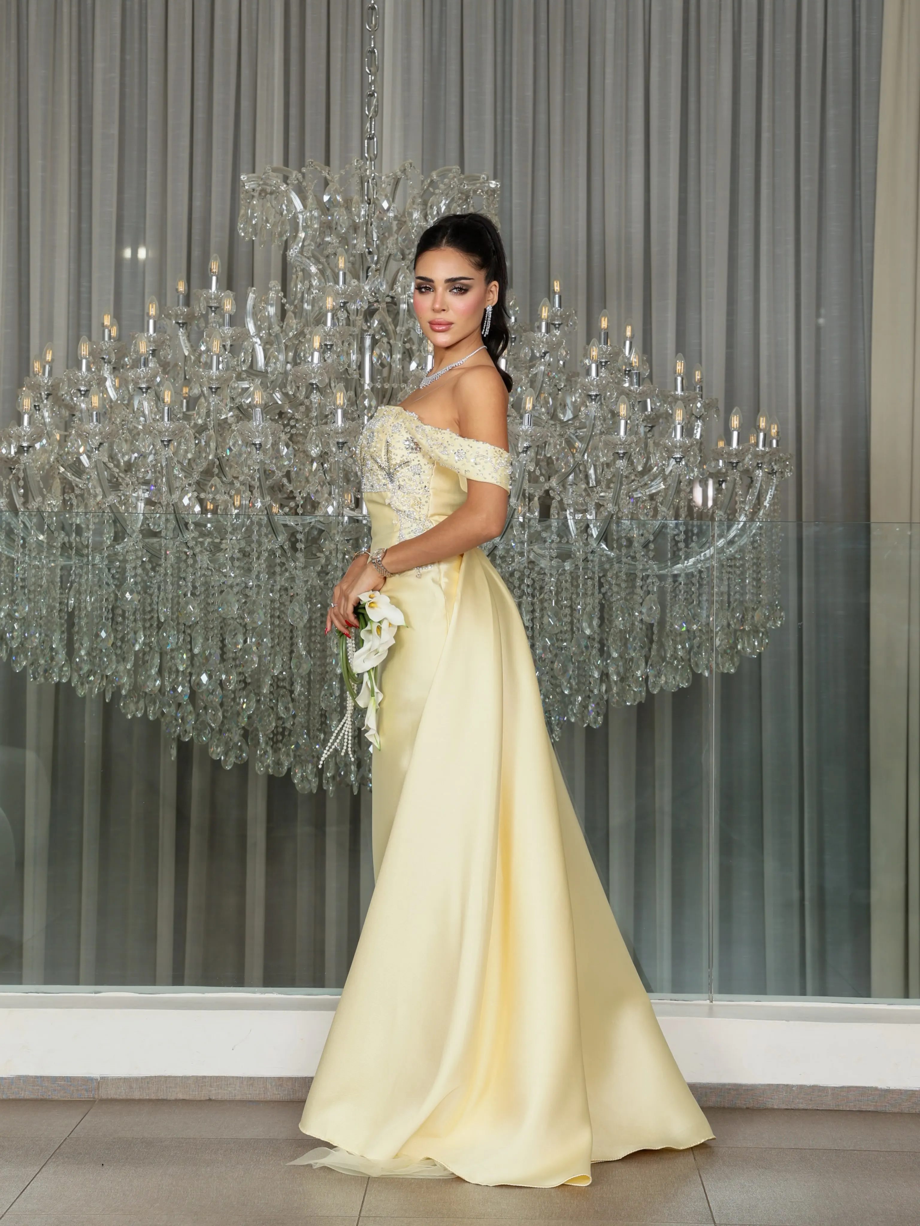 Aunber Pale Yellow Off Shoulder Evening Dresses Chest with Sequins Beads Rhinestones Pearls Watteau Train Occasion Prom Gowns