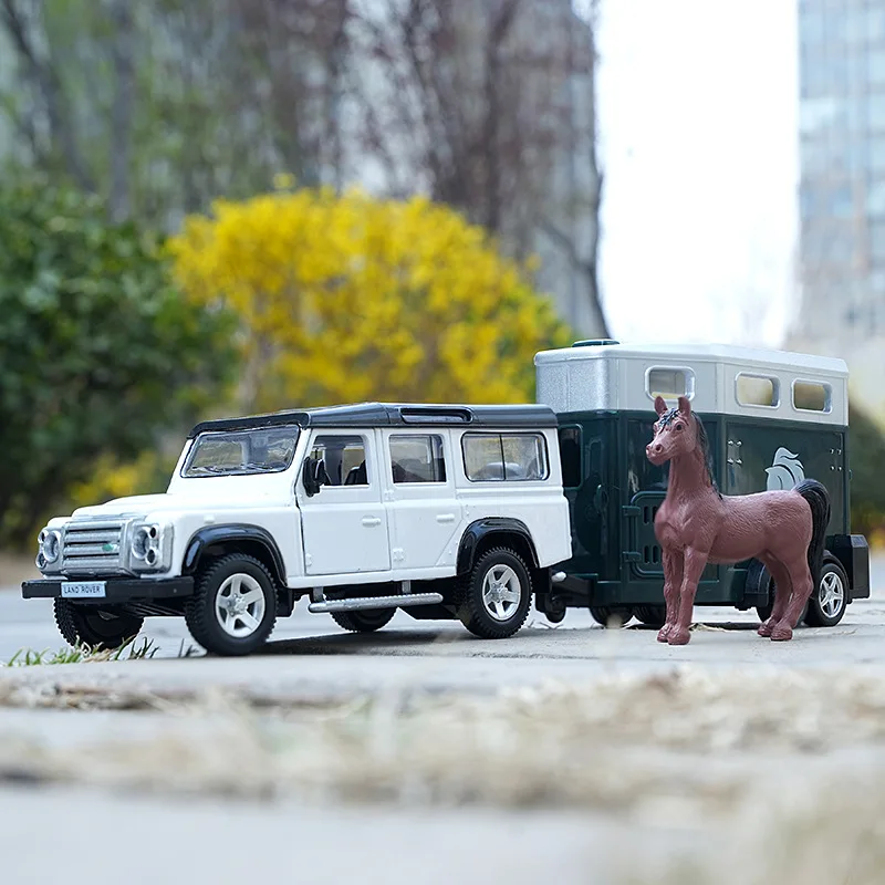 

Diecast 1/36 Scale Alloy Land Rover Tow Caravan Model Pick-up Truck with Animal Transport Wagon Carriage Camper Toy Vehicle Boy