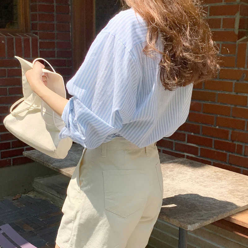 

Light Blue Long Sve Casual Loose Striped irt Spring Autumn New Sle Versatile irt for Young Women Straight Cut