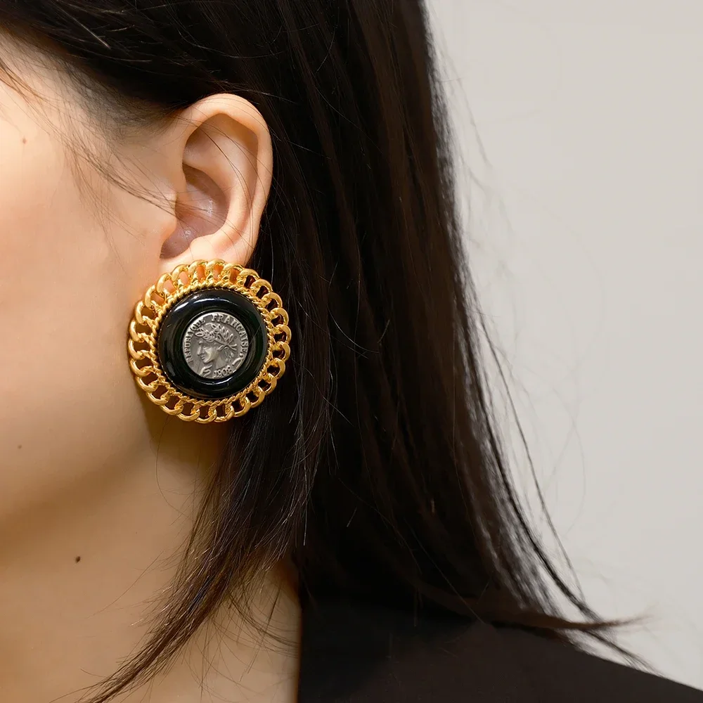 

AB Vintage Jewelry Portrait Coins Ancient Rome Old Style Round Big Clip Woman Earrings