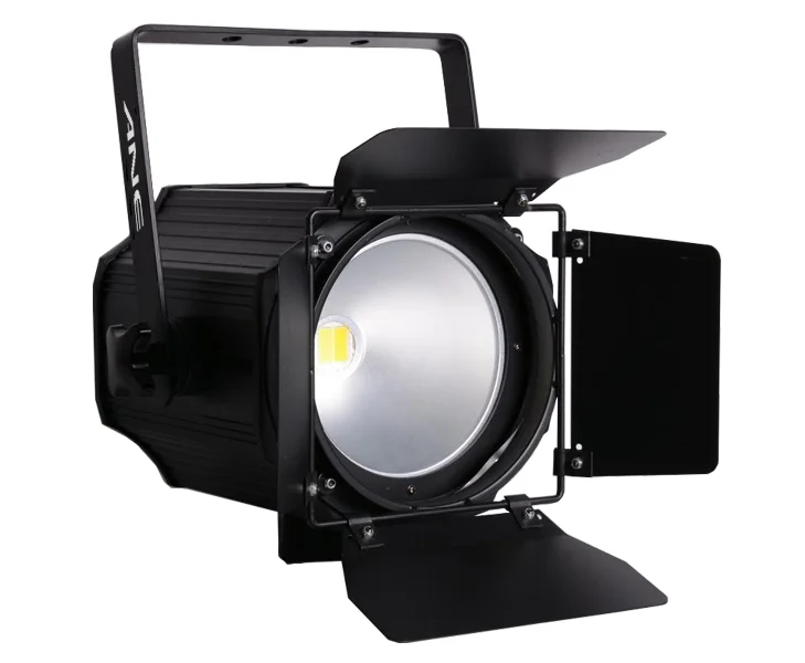 Professional 200W COB LED Face Light with RA High CRI and 3200K-5600K Adjustable CCT Dual Fan Cooling and Included Barn Doors