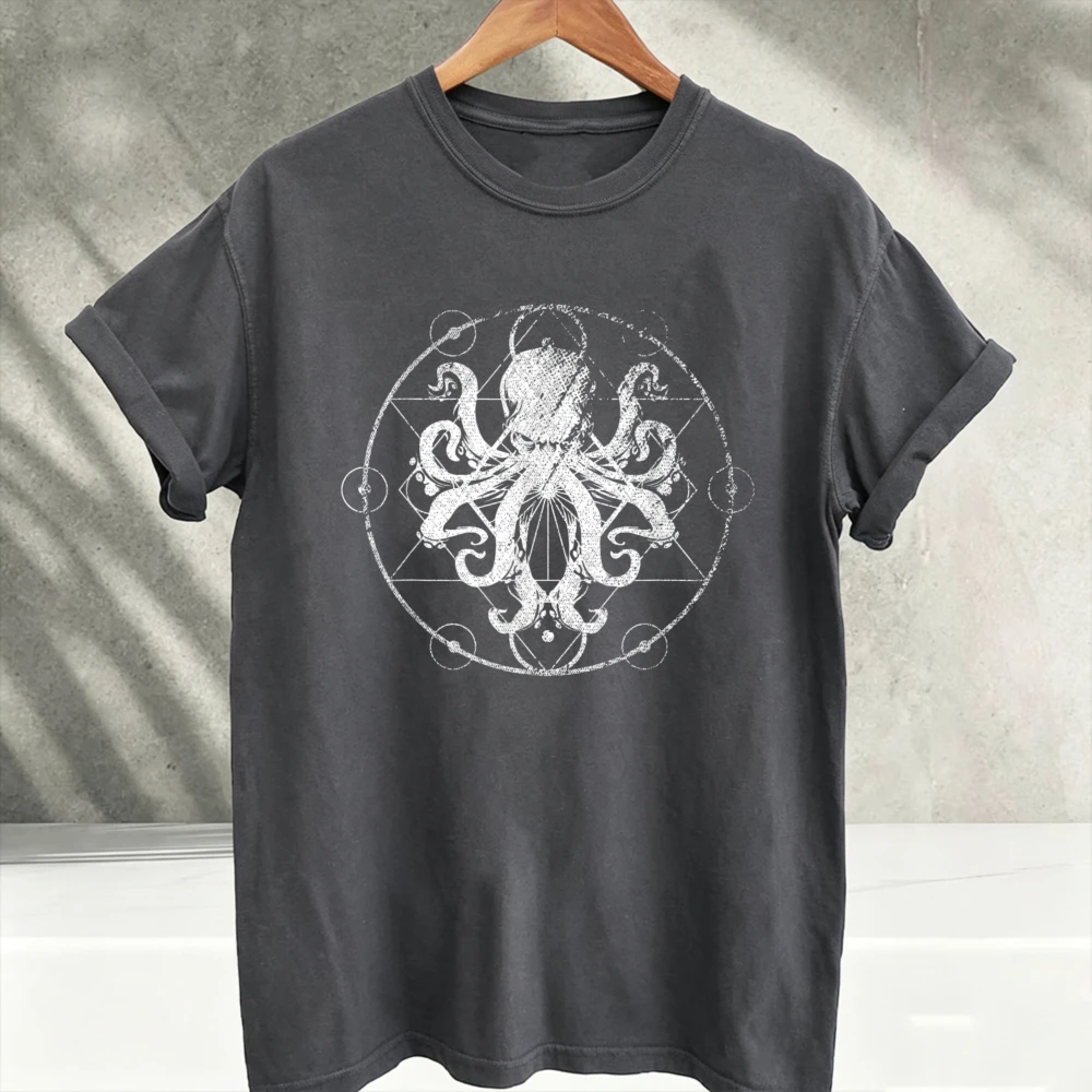 Occult Sacred Geometry White Octopus Graphic T‑Shirt Mystic Esoteric Magic Circle Cthulhu Sea Creature Distressed Cotton Tee Top
