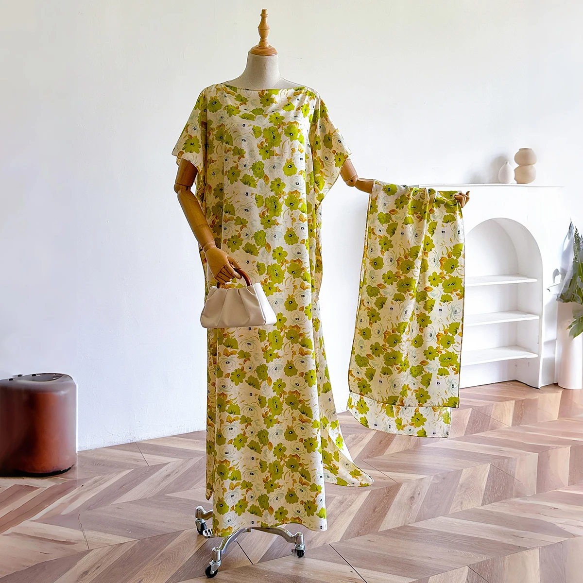 2023 neue Stil Mode Oversize Afrikanische Frauen Kleidung Dubai Dashiki Abaya Floral Print Design Mit Schal Lose Lange Kleid