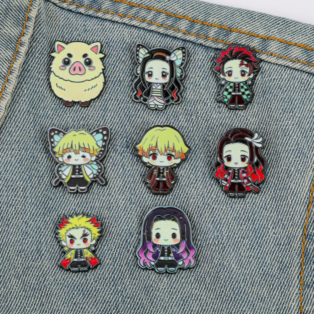 Demon Slayer Enamel Pin Set -  - Enamel Pin Set recension och pris