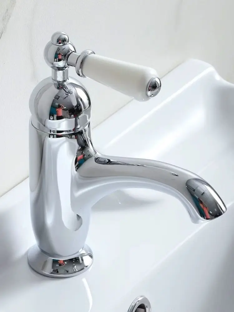 French Style All Copper Retro Faucet with Ceramic Handle for Washbasin Countertop Basin Vintage Kitchen Sink Faucet