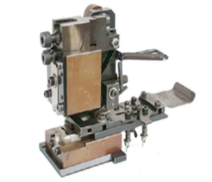 

Crimping direct feeding die Press cross feed die terminal wire European and flag crimping applicator for sale