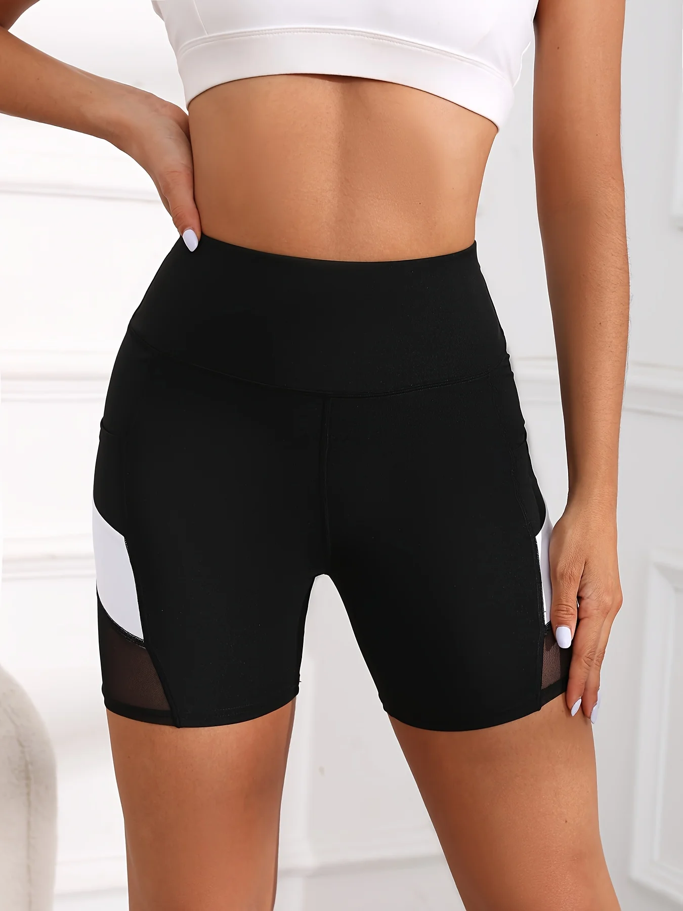 Women's Workout Shorts Ora Mesh — High Waist
