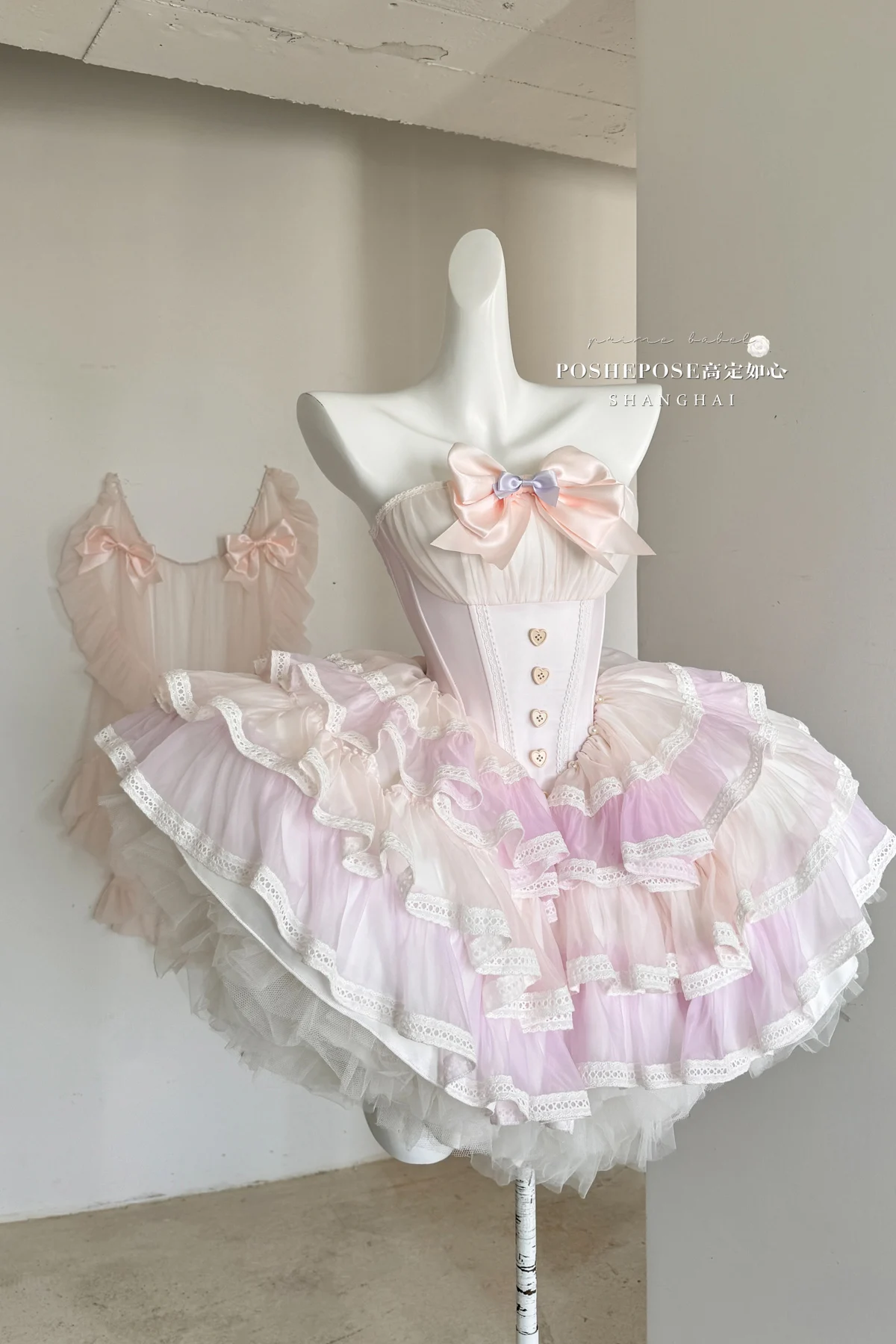 Abito Lolita rosa da donna dolce e carino per ragazze a vita alta sottile senza spalline abito da principessa da donna senza maniche con abito da festa con fiocco