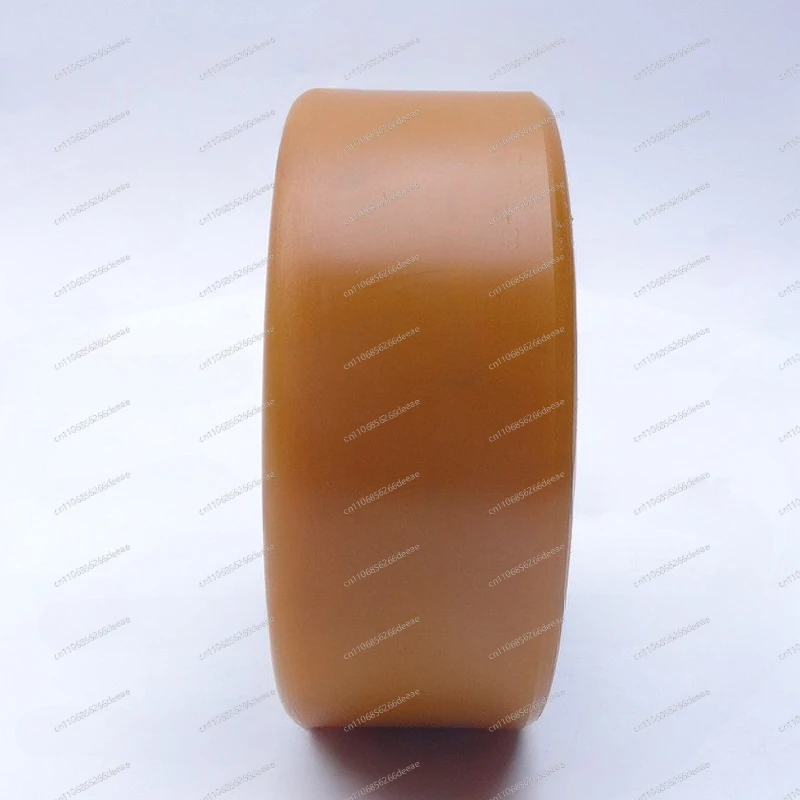 Electric forklift rubber wheels load-bearing axle pallet handling balance auxiliary wheel accessories Daquan