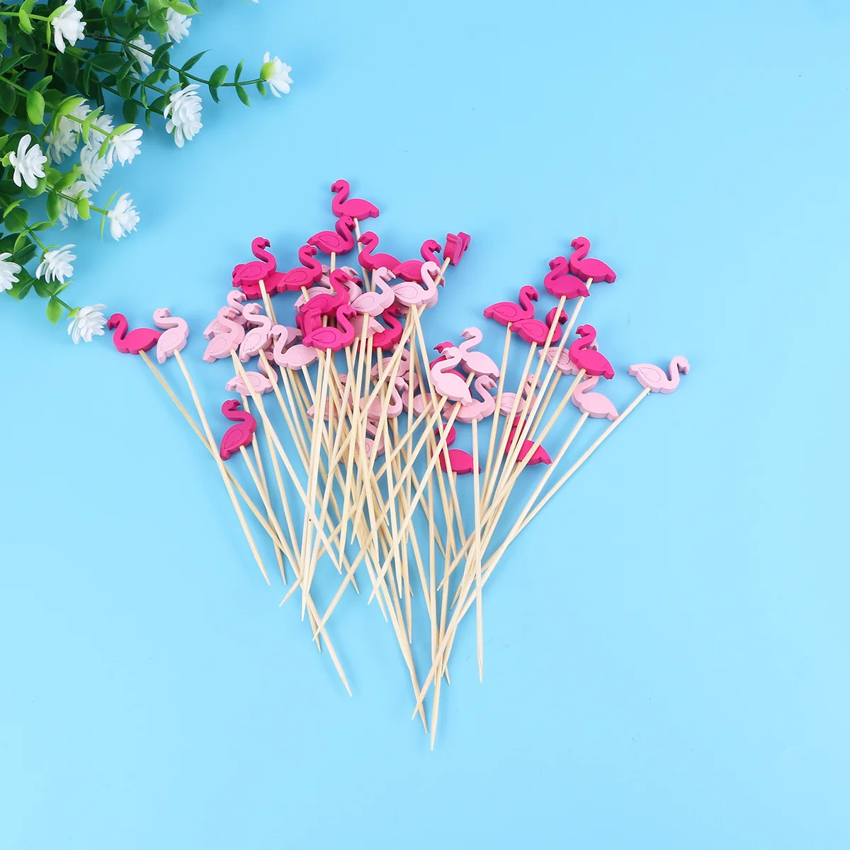 

200 Pcs Fruit Stick Cocktail Picks Toothpick Strawberry Sticks for Bamboo Toothpicks
