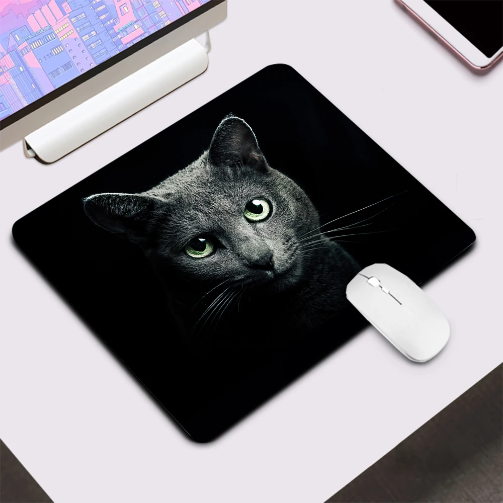 Cute Cat Eyes Small Gaming Mouse Pad Computer Office Mousepad Keyboard Pad Desk Mat PC Gamer Mouse Mat Silicone Laptop Mausepad