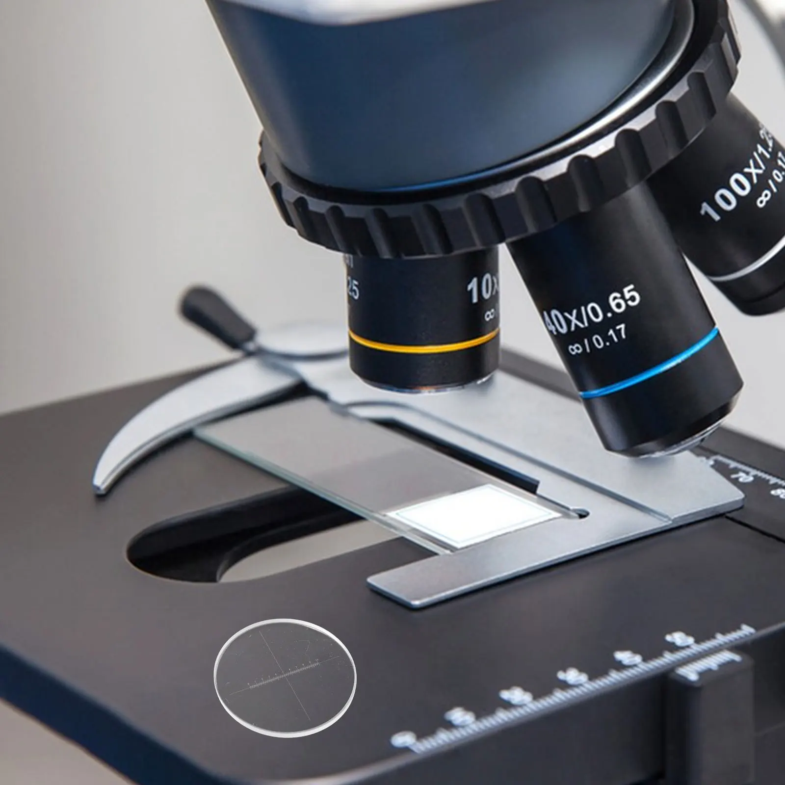 

Microscopic Ocular Micrometer Diameter 19mm 0.1mm Calibration Ruler High Precision Eyepiece Measuring Tool Eyepiece Micrometer