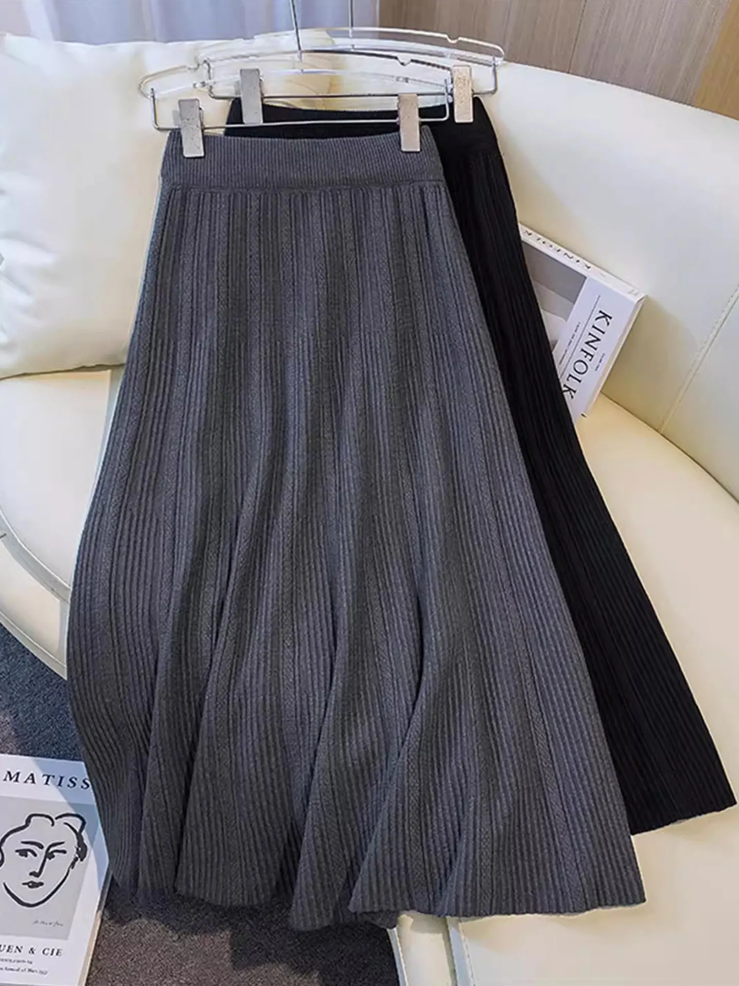

Slimming A-Line Midi Skirt for Women Knitted Pleated Large Size Conceals Hips High Waist Beautiful Autumn Winter Faion
