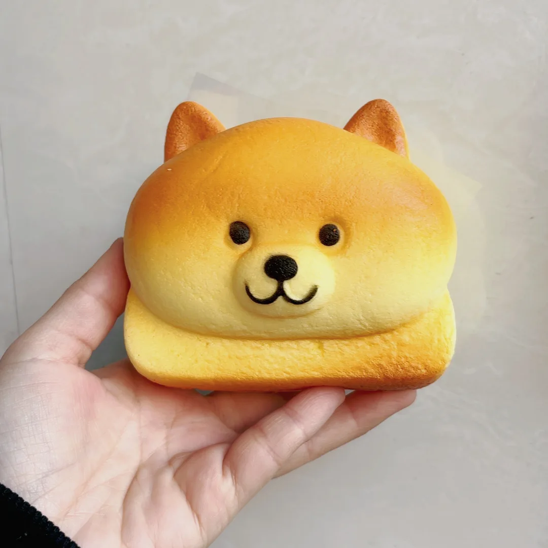 Zabawka antystresowa PU Slow Rebound Wet Soft Food Play Squeeze Toy Simulation Toast Cake Bear Model Fun Squishy Feel Stress Relief Happy Fidget Toy