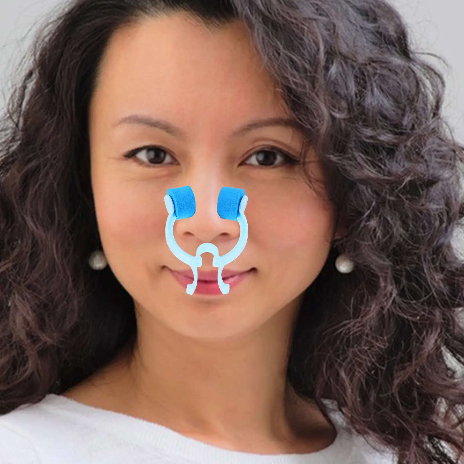 4Pcs Nosebleed Clips Nasal Pincher Nose Bleed Stopper Plastic Epistaxis Emergency Clip for Breathing Exercise Nose Shaping