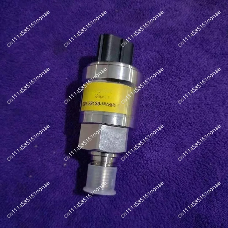 Air conditioner pressure sensor, transmitter central air conditioner accessories 025-28678-112/113/114