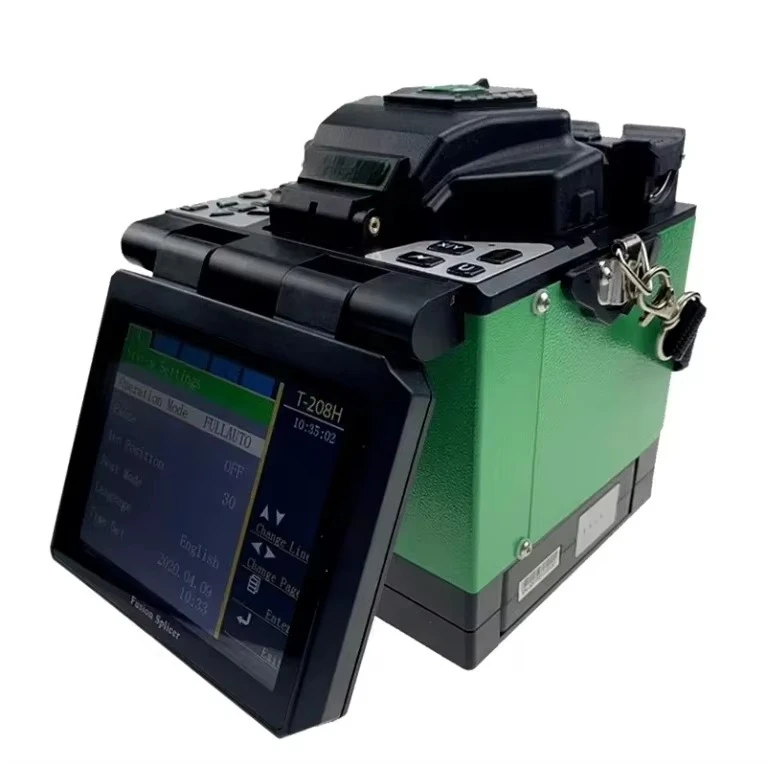 

Профессиональный сварочный аппарат для оптоволокна T-208H с ультранизкими потерями 0.02дБ, 60-кратным увеличением, ветрозащитой и быстрым нагревом