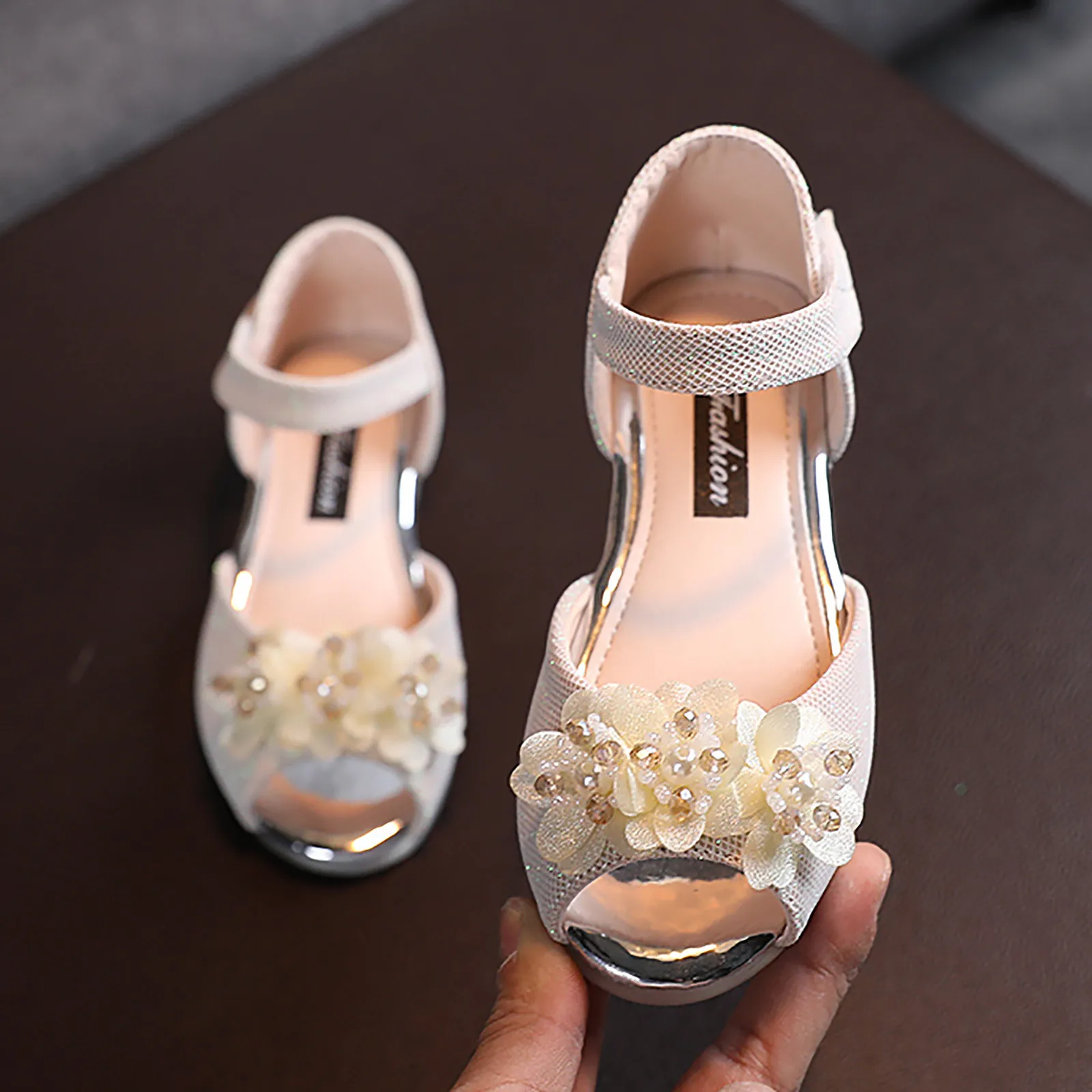 

Girls Rhinestone Flower Shoes Low Heel Flower Wedding Party Dress Pump Shoes Princess Shoes For Kids Toddler Girl Baby Children